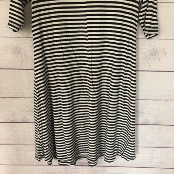 Old Navy Jersey Swing Dress Black & White XS - Picture 5 of 5